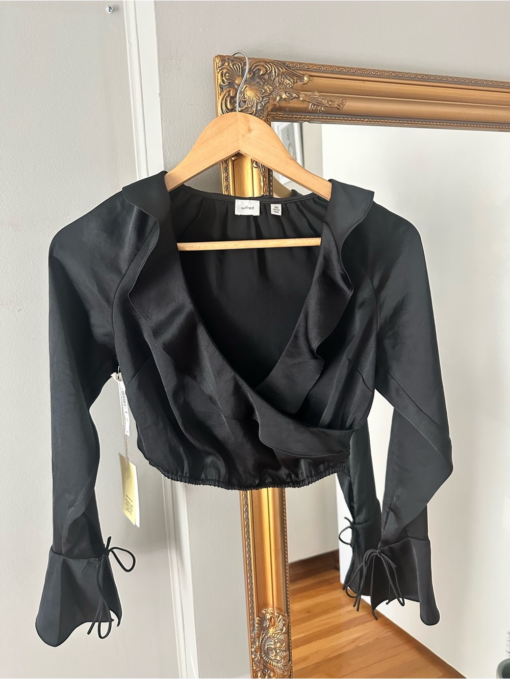 Wilfred Spartina Black Ruffle Wrap Blouse